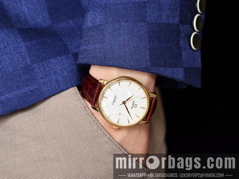 Replica Omega men 42mm M35
