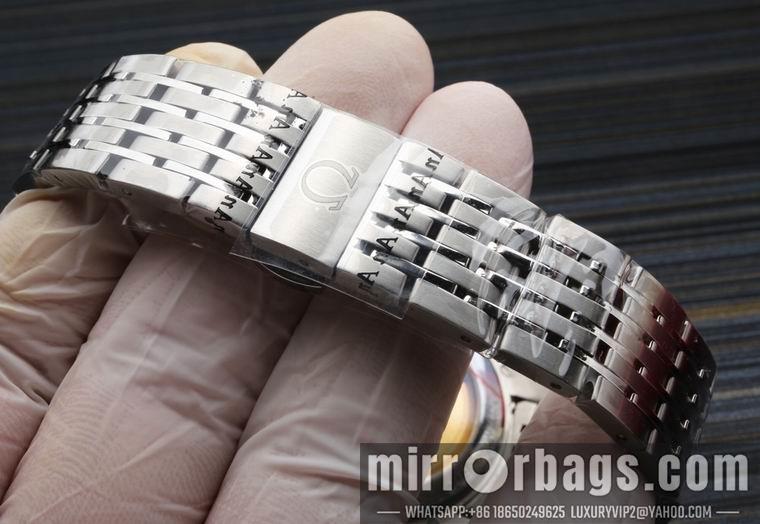 Replica Omega men 39mm M44