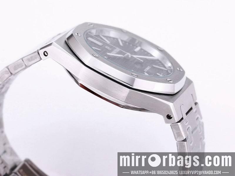 Replica AP watch 110920