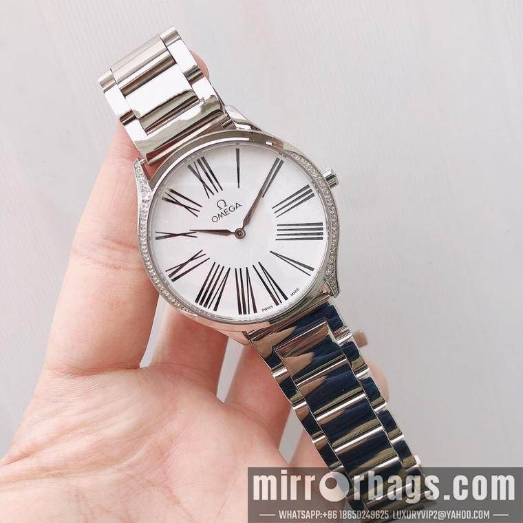 Replica Omega men 42mm M05