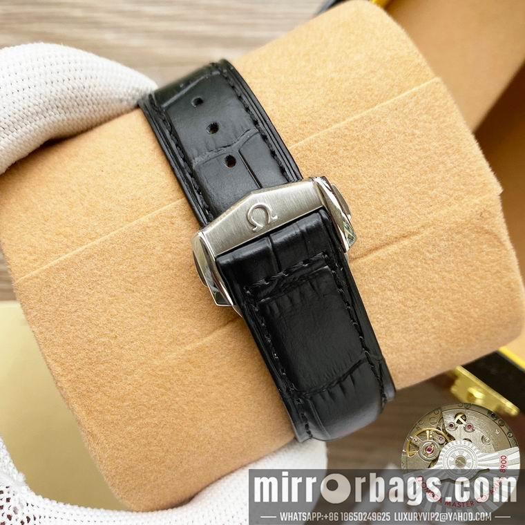 Replica Omega men 39mm M32