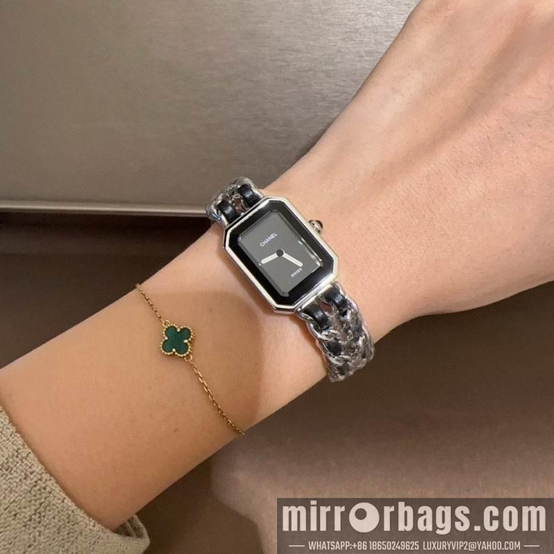 Replica Chanel 20X26mm 041635
