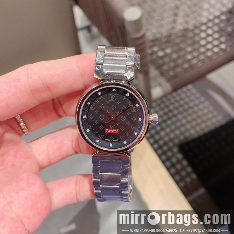 Replica LV X Supreme watch 081658