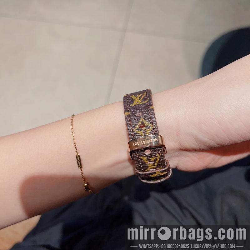 Replica LV 33X12mm 081696