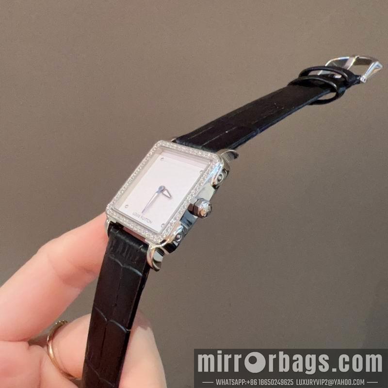 Replica LV 30X30mm 082222