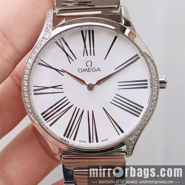 Replica Omega men 42mm M05