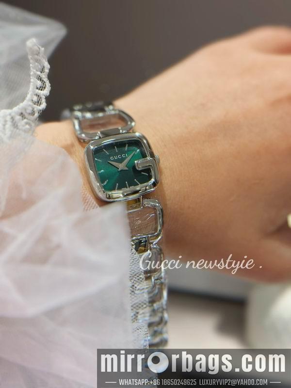 Replica Gucci 24X22.5mm 0416107