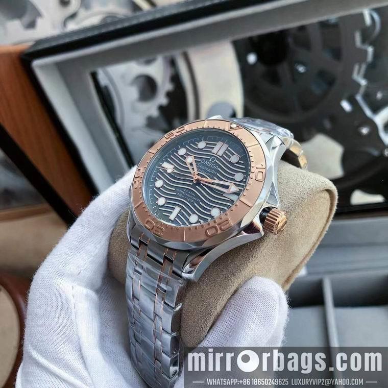 Replica Omega men 45mm M15