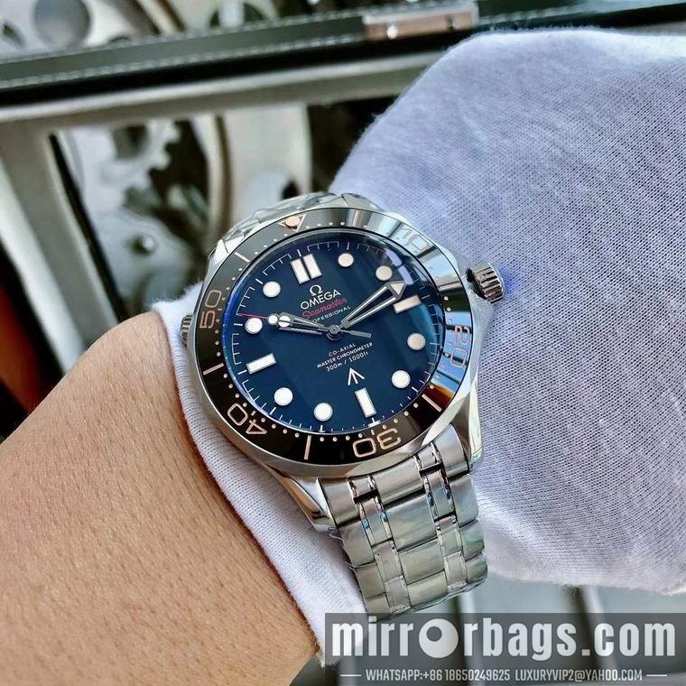 Replica Omega men 45mm M14