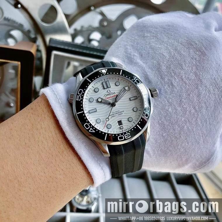 Replica Omega men 45mm M18