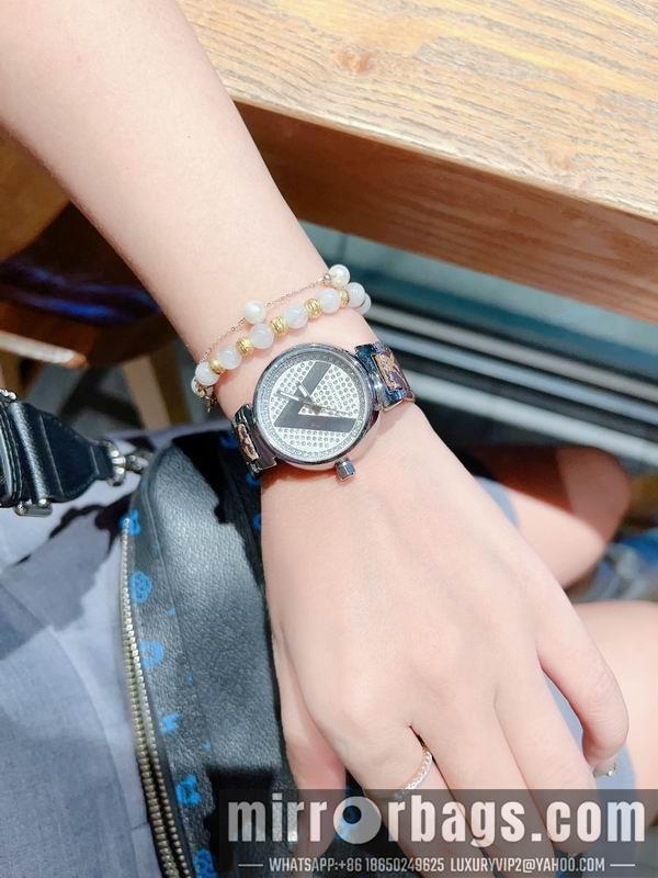 Replica LV watch 121899