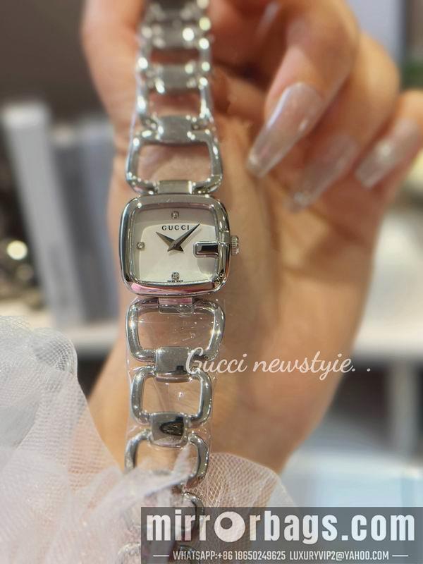 Replica Gucci 24X22.5mm 0416107