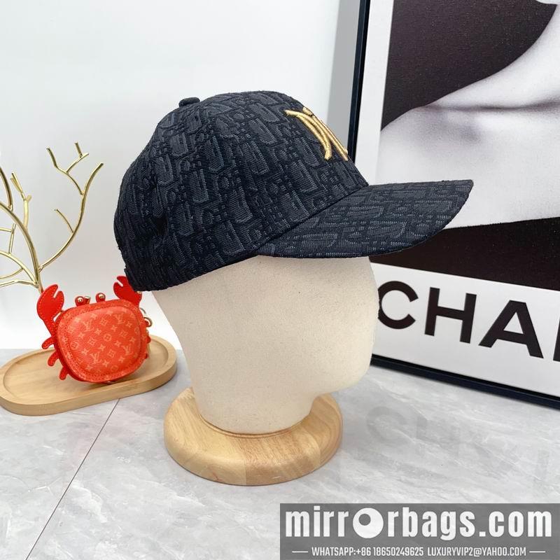 Replica Dior Hat dx08