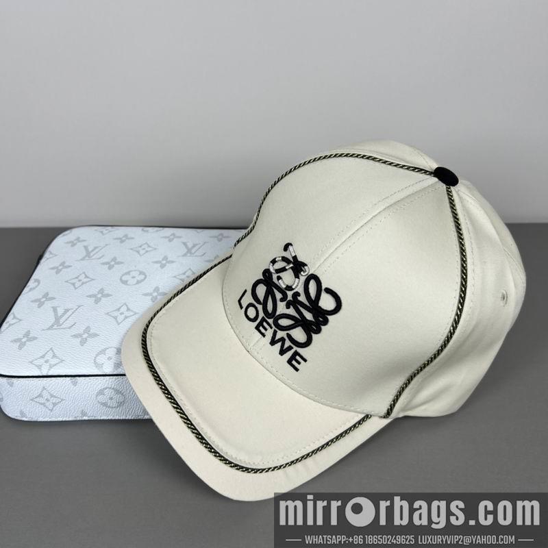 Replica Loewe Hat dx47