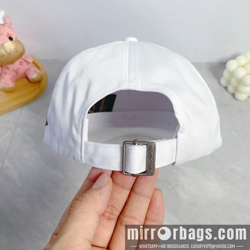 Replica YSL Hat dx17
