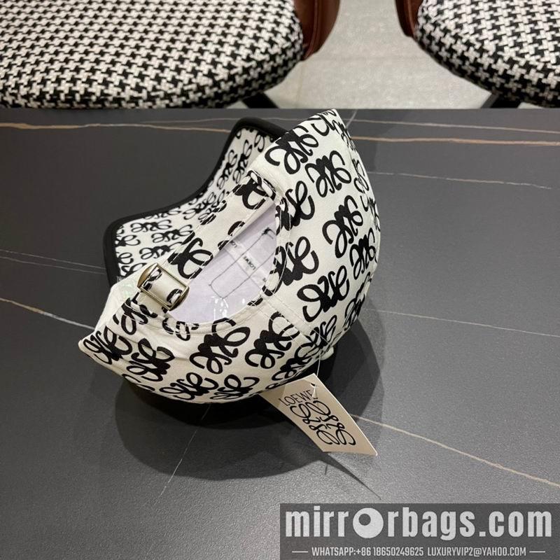 Replica Loewe Hat 101101