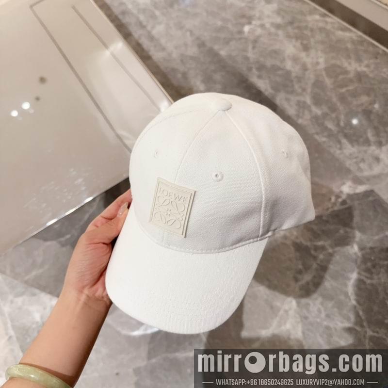 Replica Loewe Hat dx19