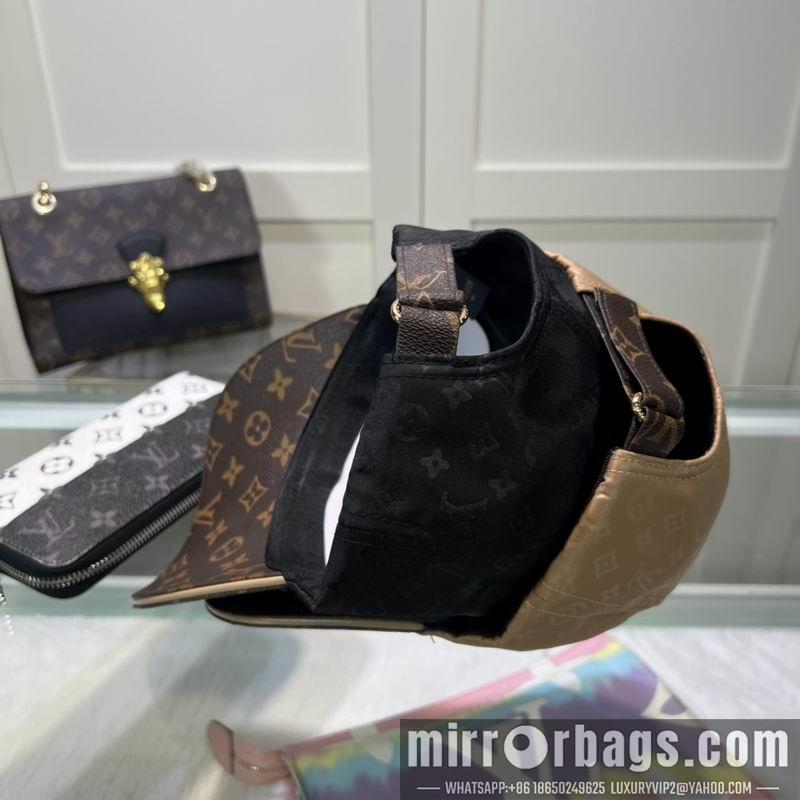Replica LV Hat dx13