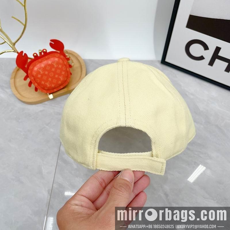 Replica Miumiu Hat dx03