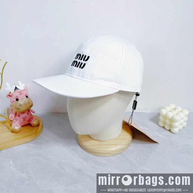 Replica Miumiu Hat dx30