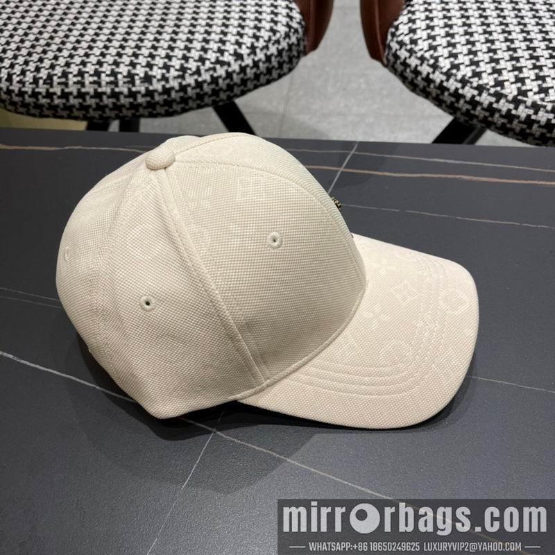 Replica LV Hat 072803