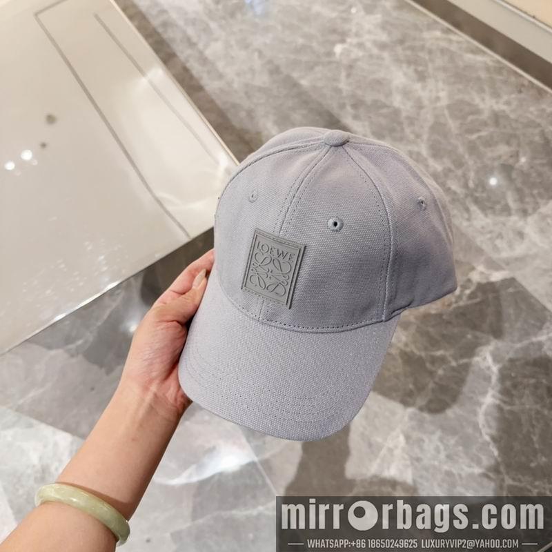 Replica Loewe Hat dx19