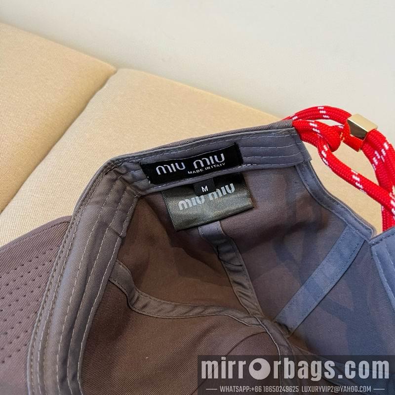 Replica Miumiu Hat dx32