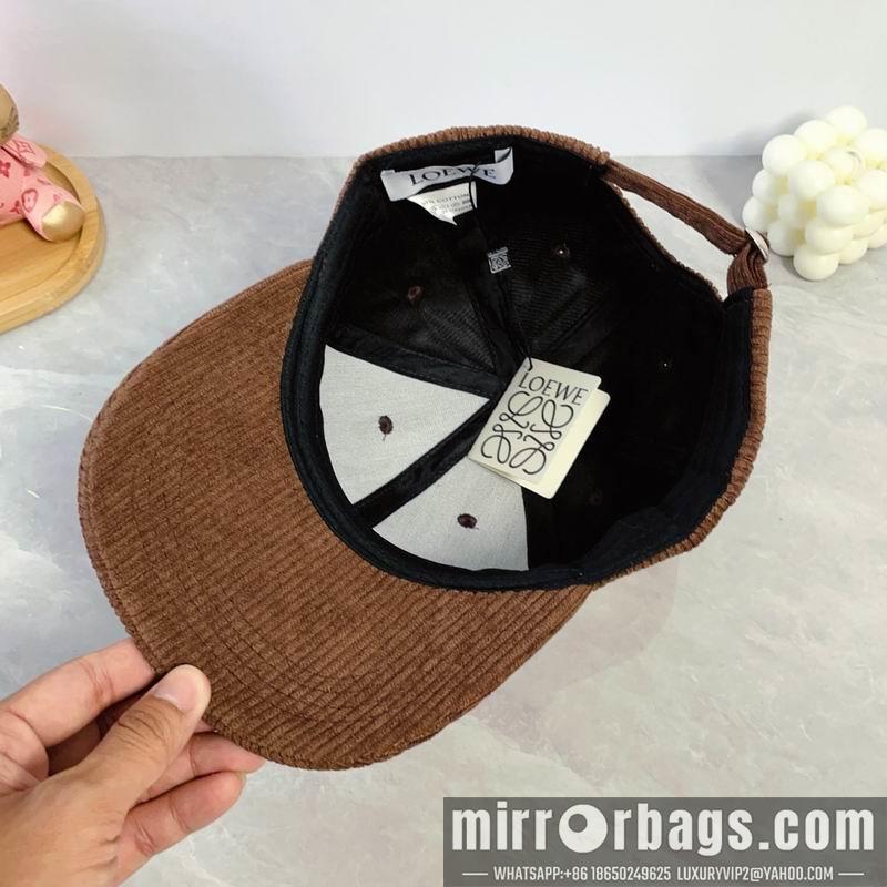 Replica Loewe Hat dx15
