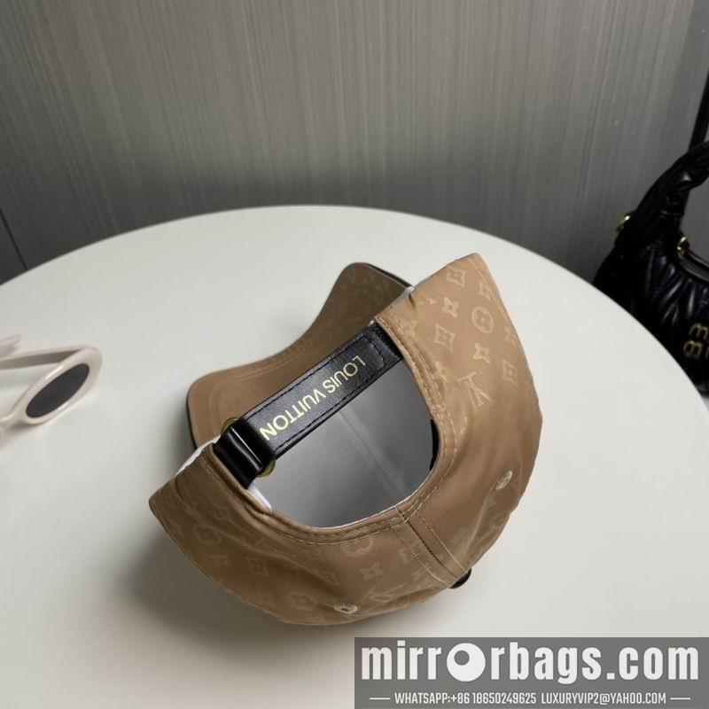 Replica LV Hat 081802
