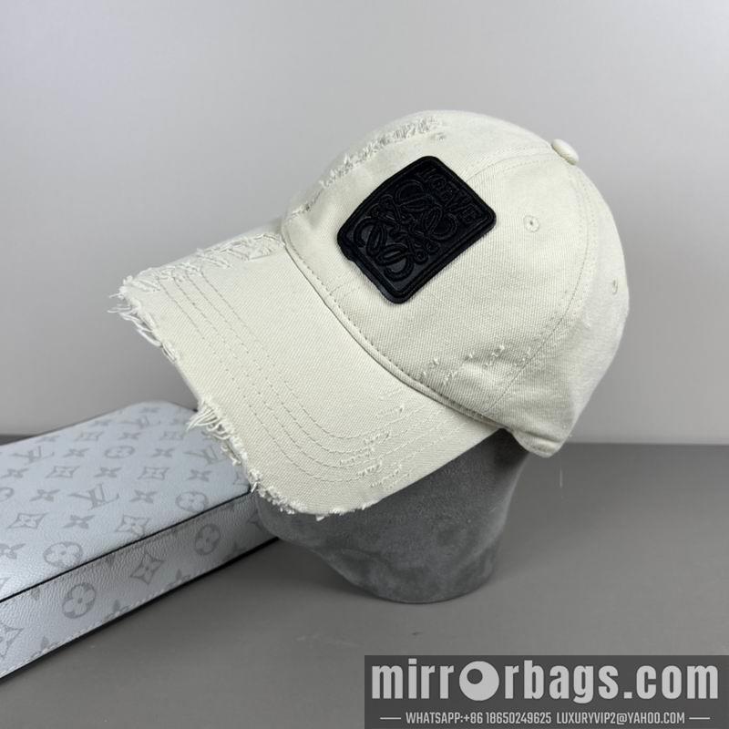 Replica Loewe Hat dx42