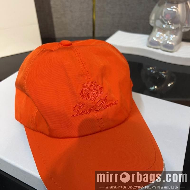 Replica Loro Paina Hat dx01