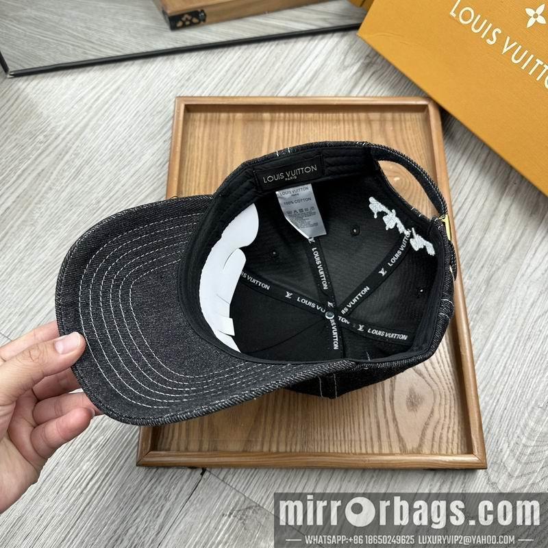 Replica LV Hat dx105
