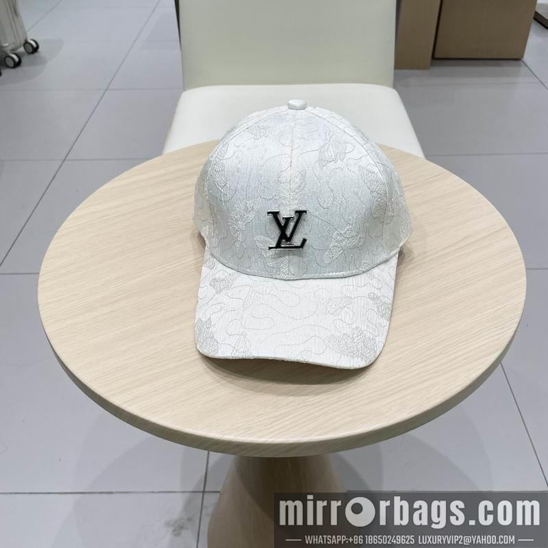 Replica LV Hat 041402