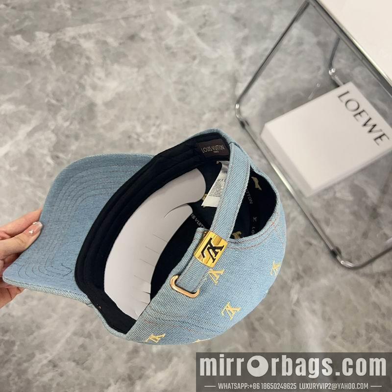 Replica LV Hat 082605