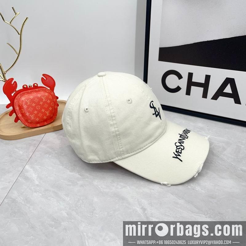 Replica YSL Hat dx32
