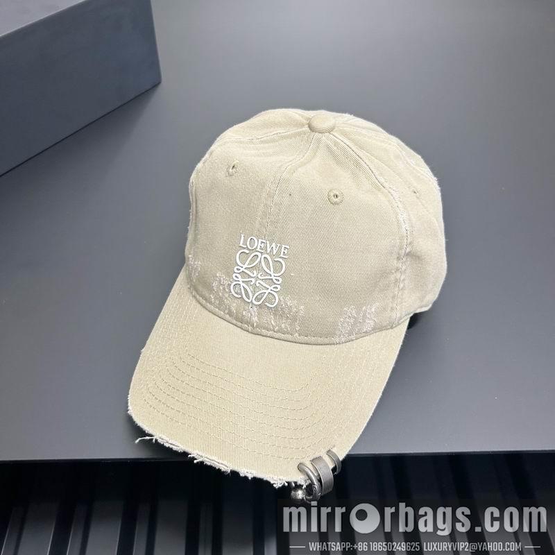 Replica Loewe Hat dx41