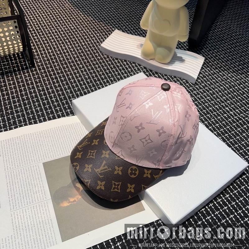 Replica LV Hat 042603