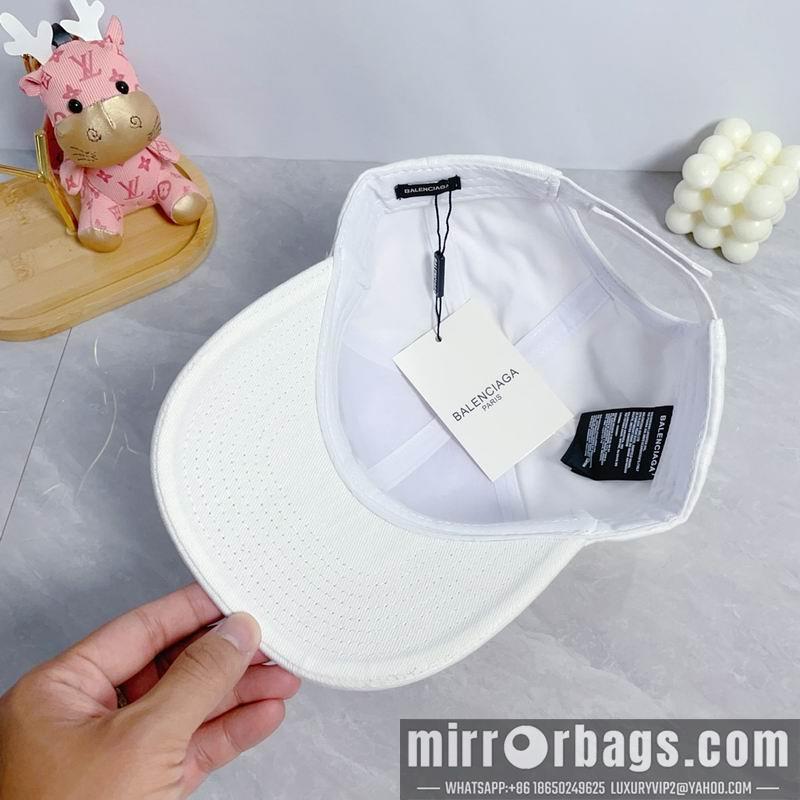 Replica Balenciaga X Vogue Hat dx92
