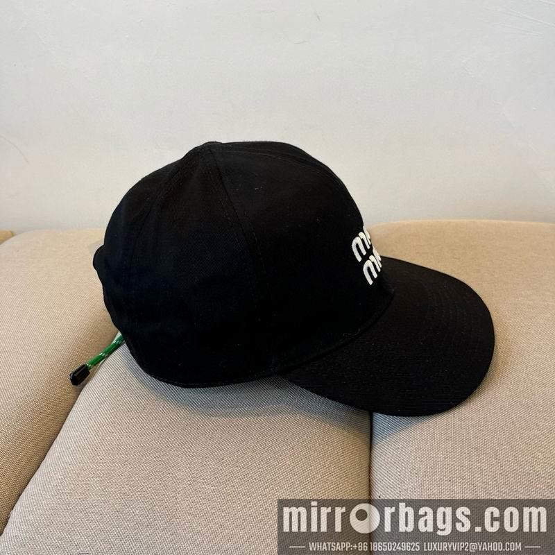Replica Miumiu Hat dx32