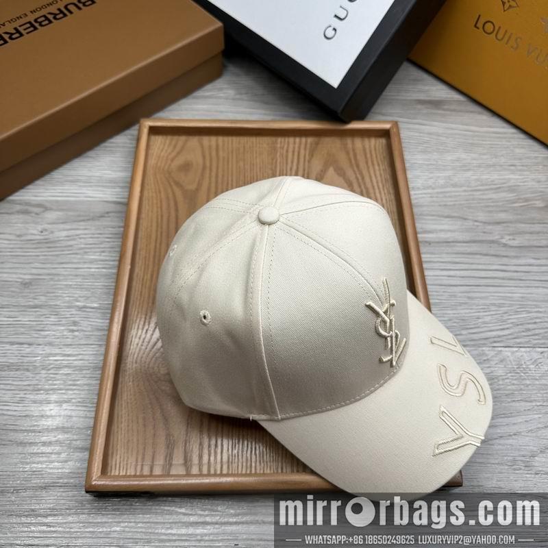 Replica YSL Hat dx19
