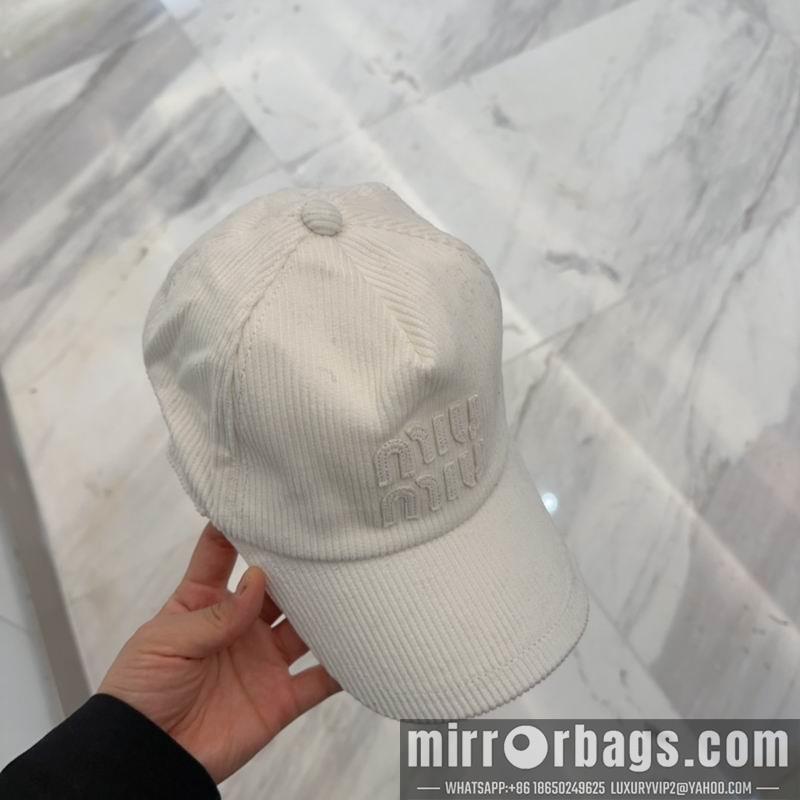 Replica Miumiu Hat dx37