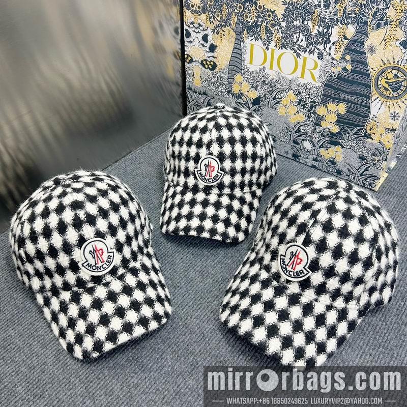 Replica Moncler Hat dx11
