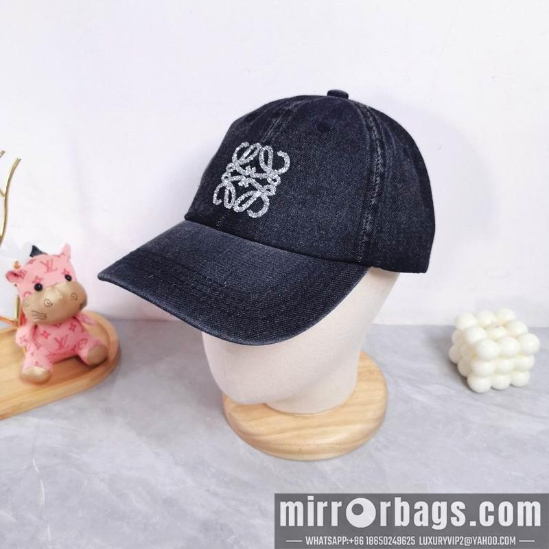 Replica Loewe Hat dx07