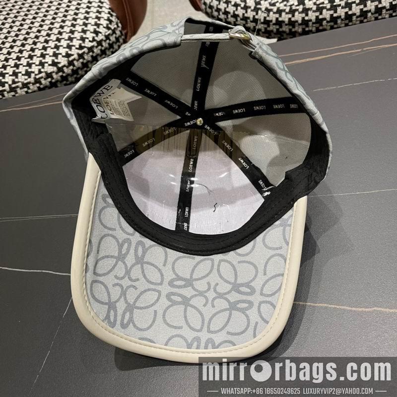 Replica Loewe Hat 101101