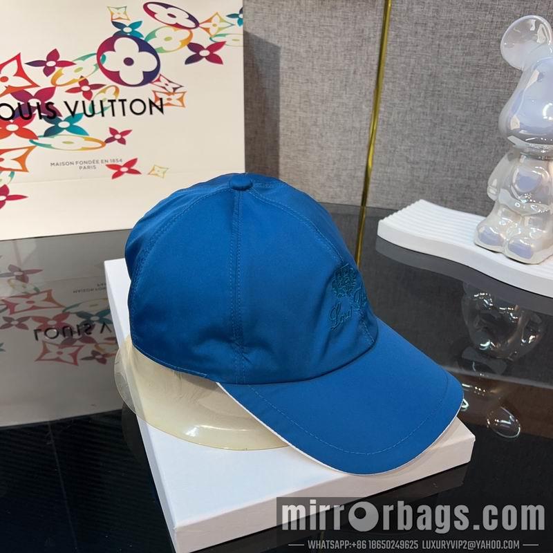 Replica Loro Paina Hat dx01