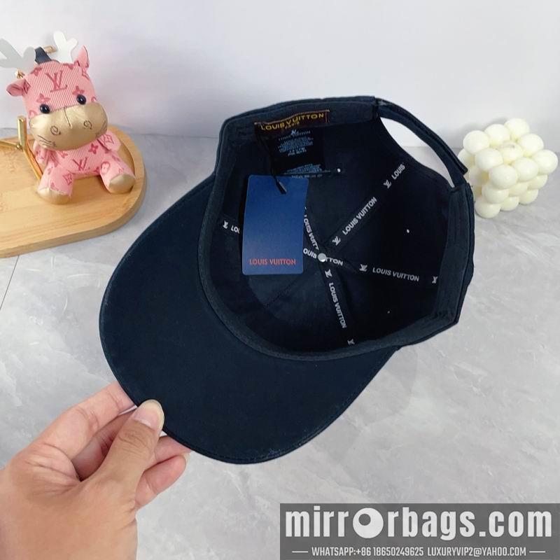 Replica LV Hat dx108