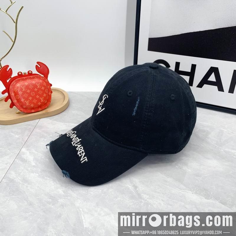 Replica YSL Hat dx32