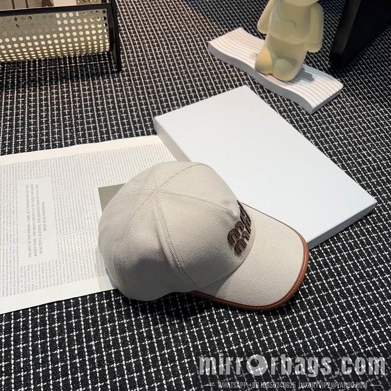Replica Miumiu Hat dx44
