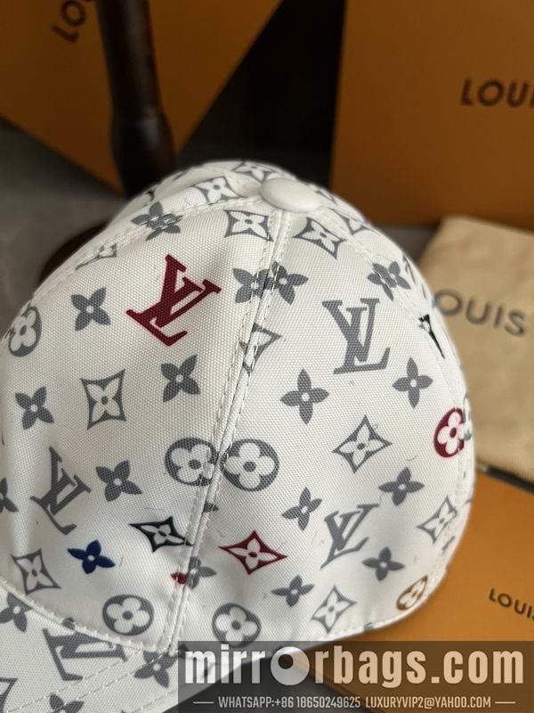 Replica LV Hat dx130