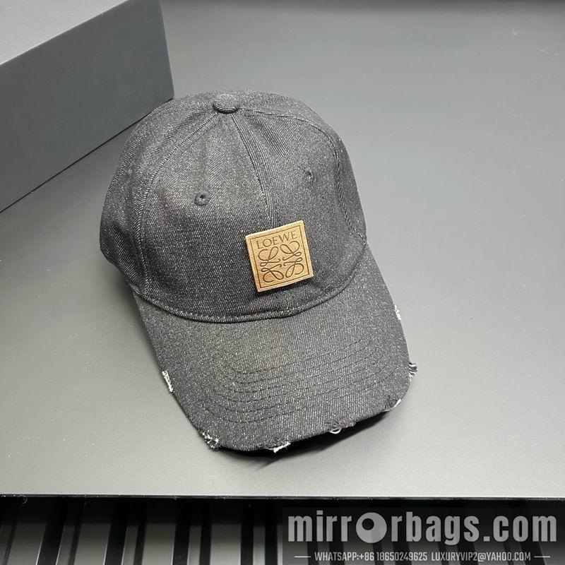 Replica Loewe Hat dx38